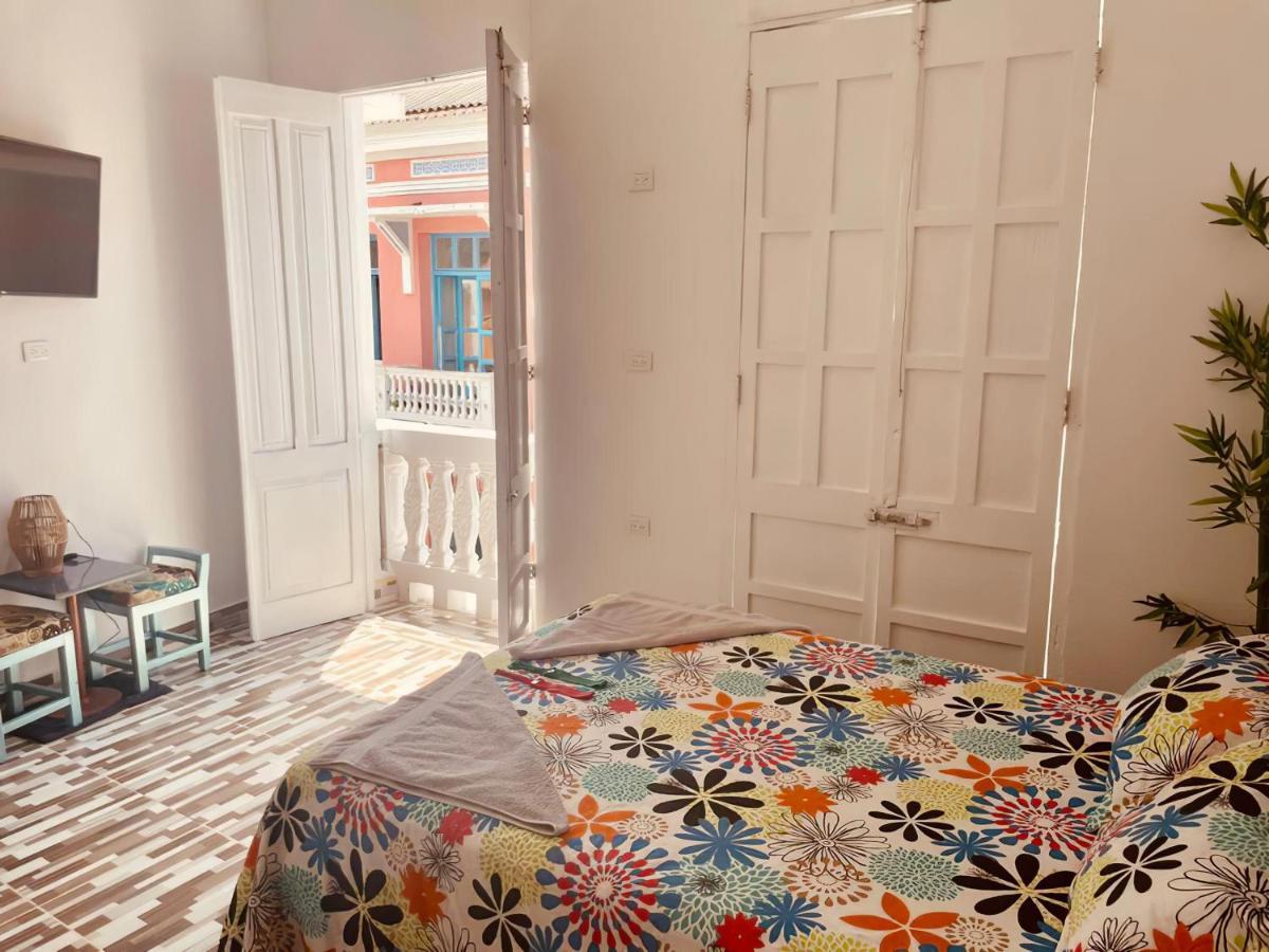 Hostal Badillo Sv Cartagena Exterior photo