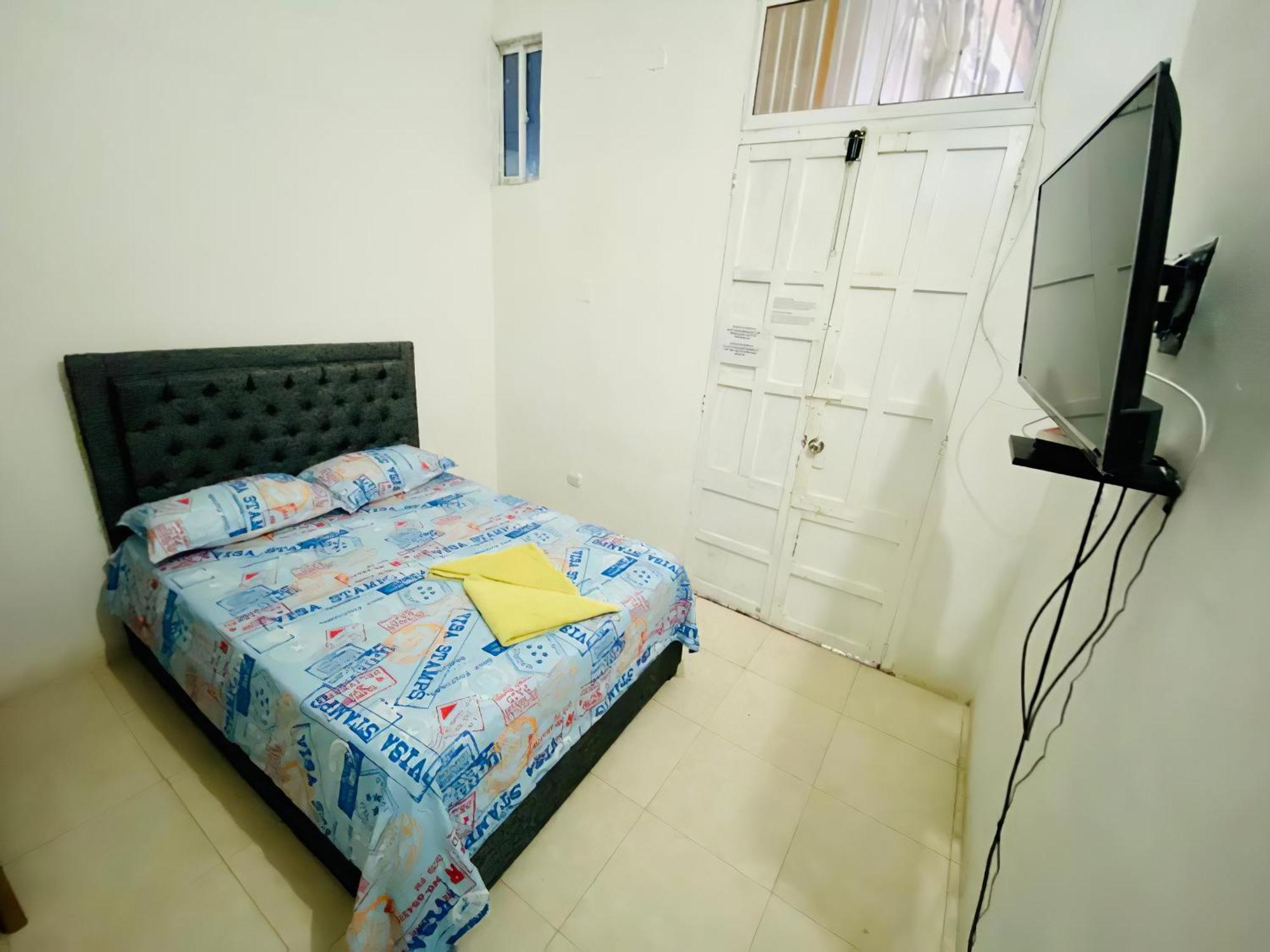 Hostal Badillo Sv Cartagena Exterior photo