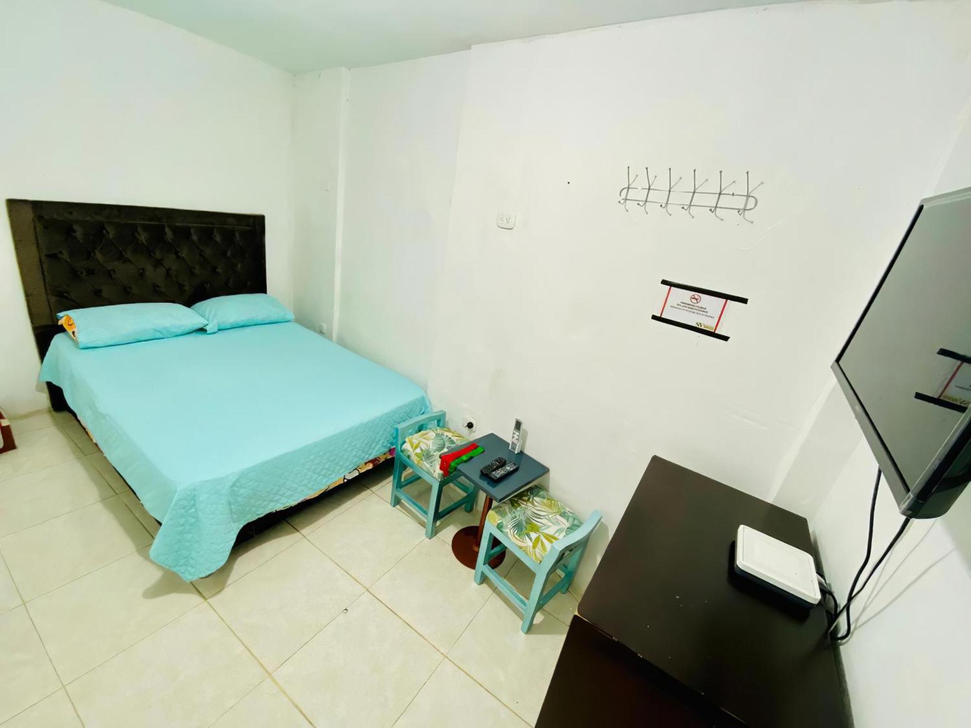 Hostal Badillo Sv Cartagena Exterior photo