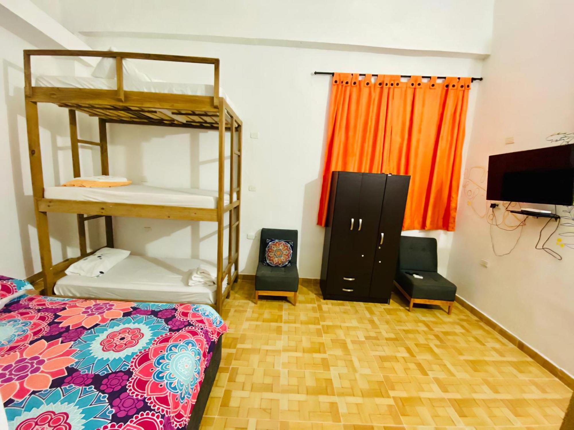 Hostal Badillo Sv Cartagena Exterior photo
