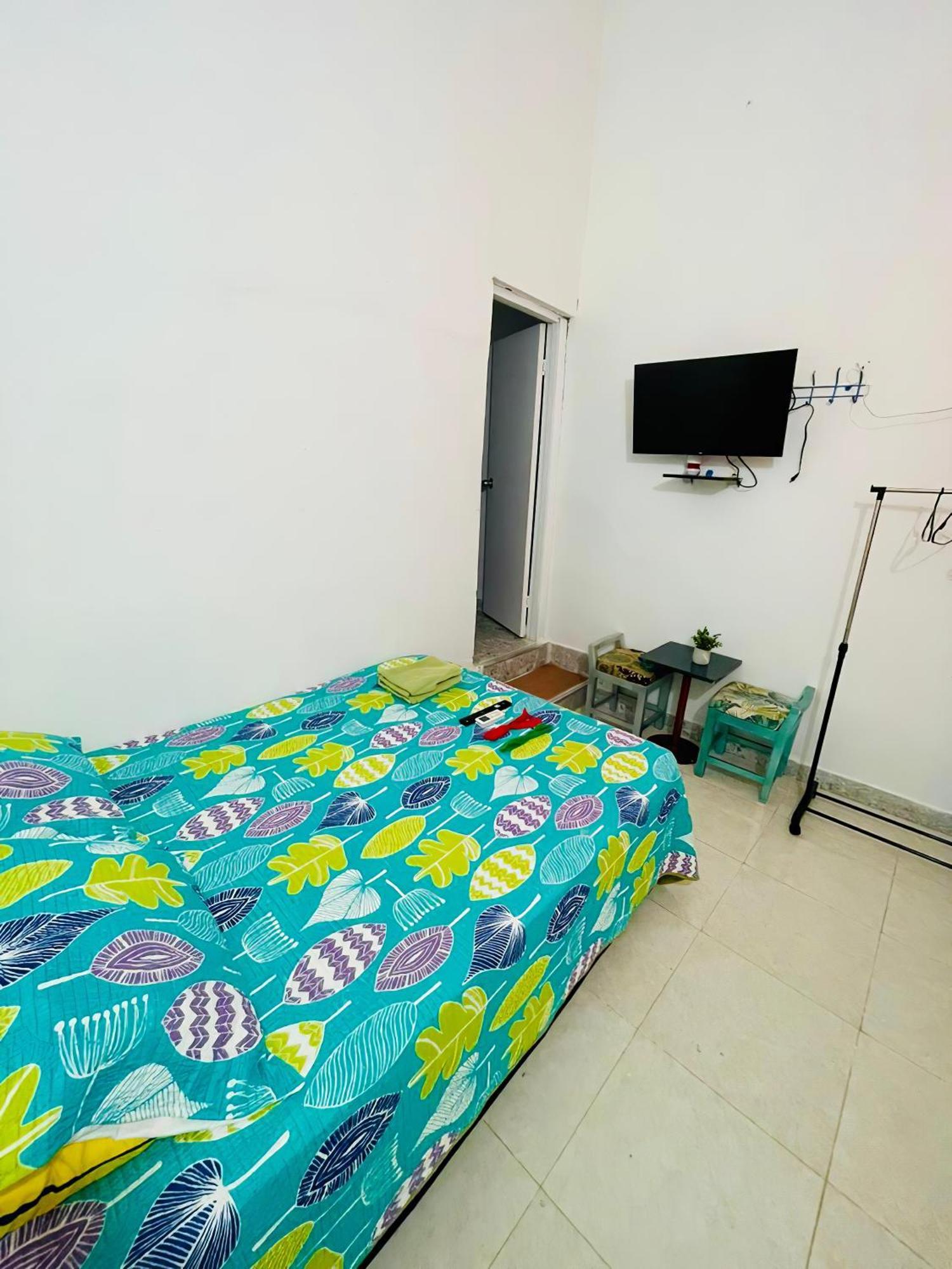 Hostal Badillo Sv Cartagena Exterior photo
